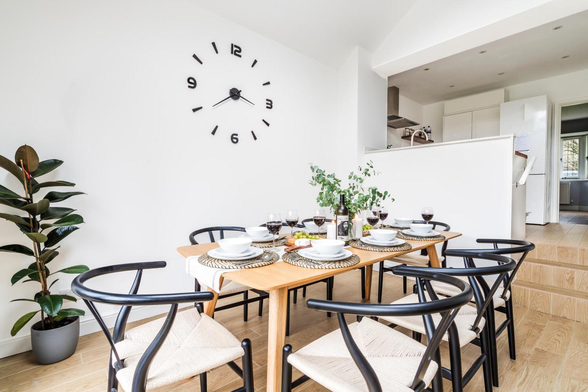 Cozy 3 Bedroom Terrace Cottage In Epsom Ngoại thất bức ảnh