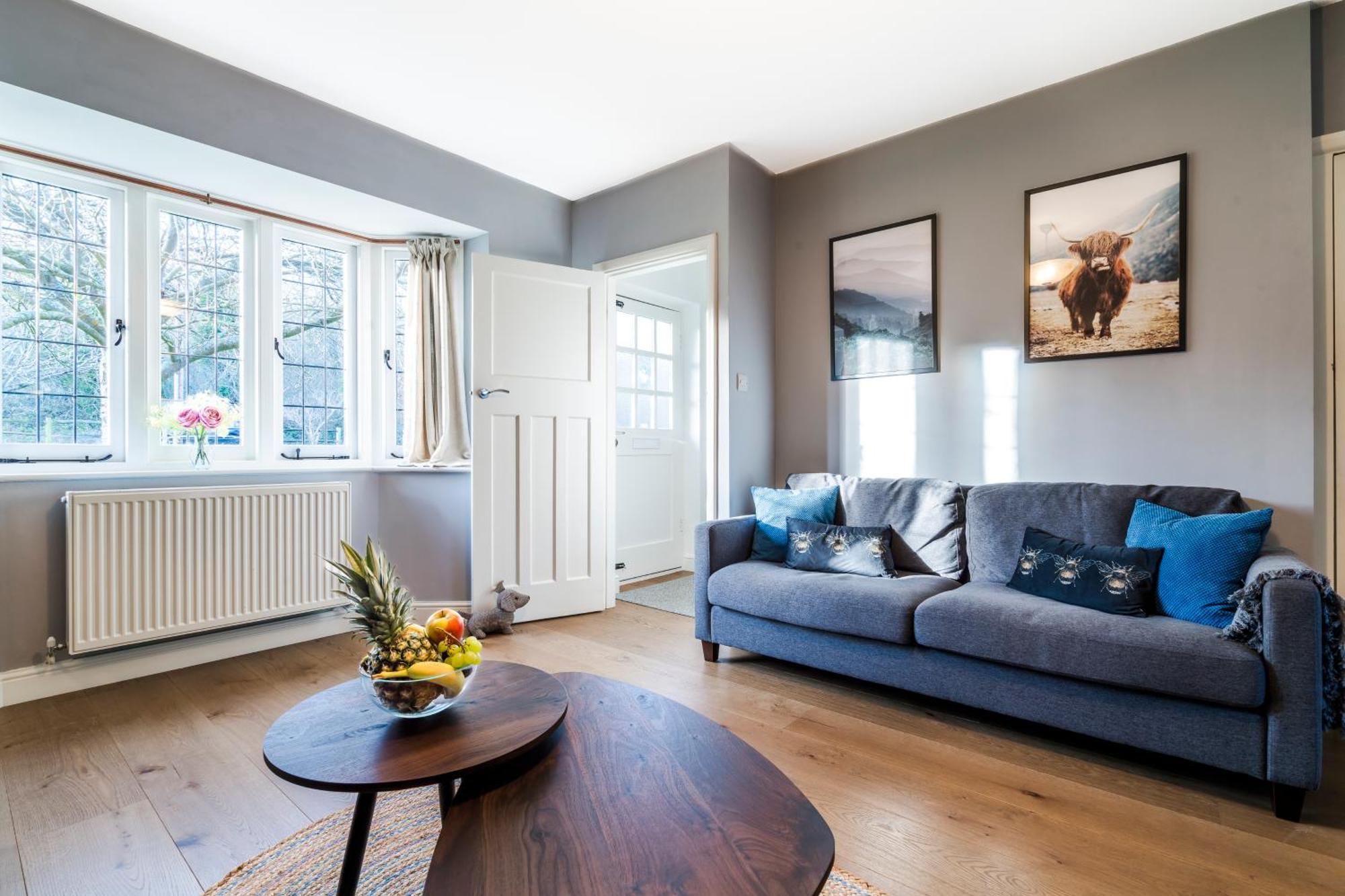 Cozy 3 Bedroom Terrace Cottage In Epsom Ngoại thất bức ảnh